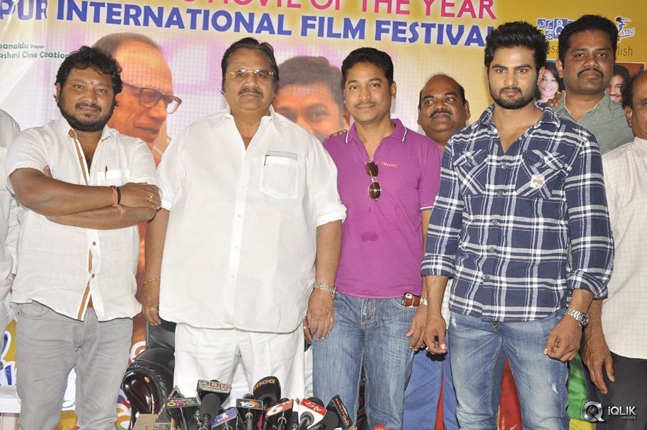 Dasari-Appreciates-Krishnamma-Kalipindi-Iddarini-Team